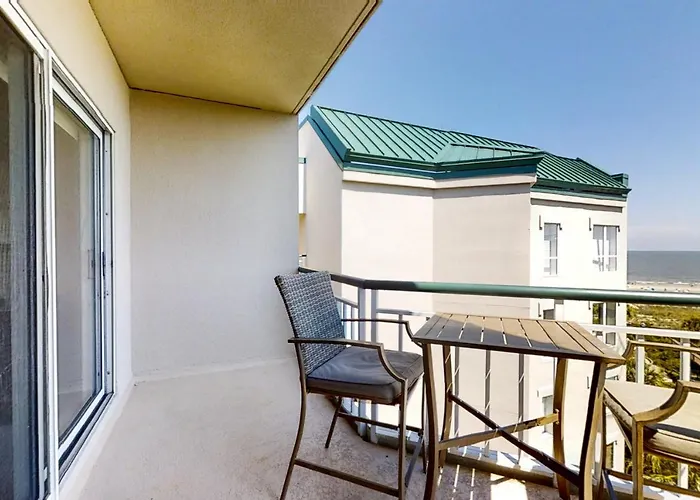 Windsor Court North 4504